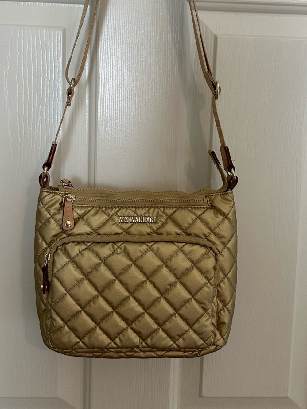 MZ Wallace Metro Scout Deluxe Light Gold Pearl + free Pom Pom London Tassel